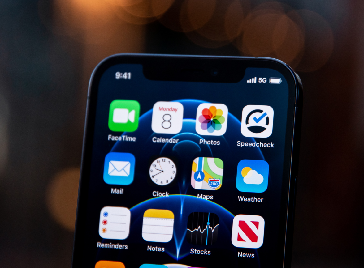 镶黄苹果手机维修分享为什么 iPhone 12 在冬季会自动关机 